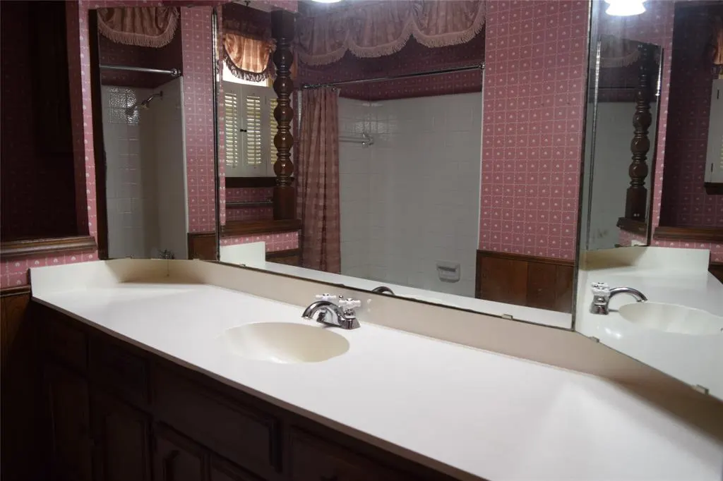 Photo 23 — 3649 Sunvalley Drive, Midwest City, OK 73110
