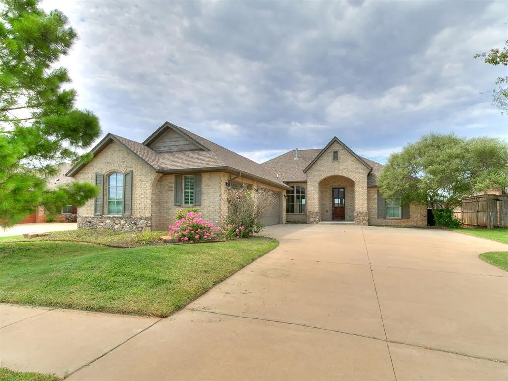 Front exterior — 13569 Cobblestone Curve Road, Oklahoma City, OK 73142