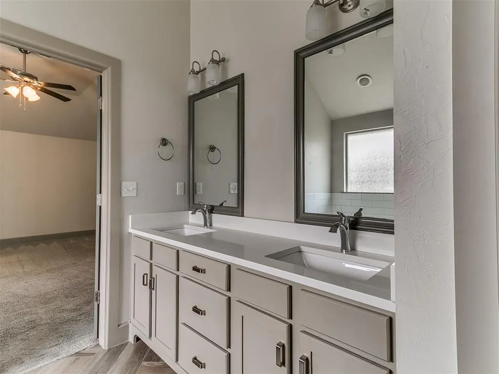 Photo 31 — 13569 Cobblestone Curve Road, Oklahoma City, OK 73142