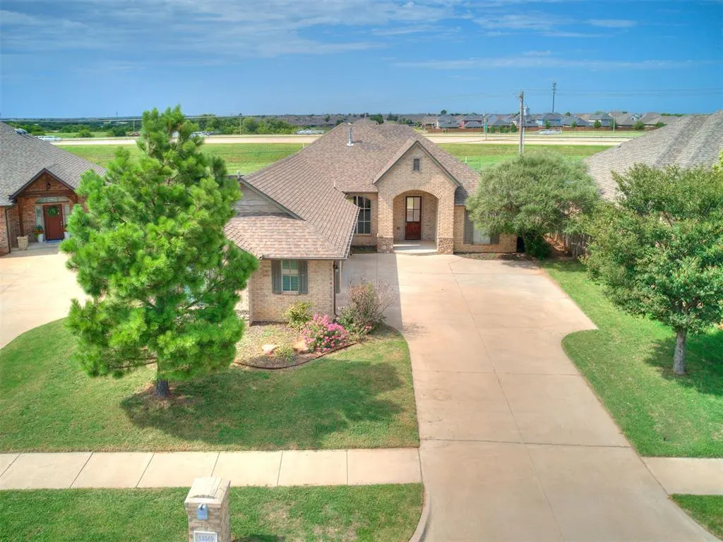 Photo 38 — 13569 Cobblestone Curve Road, Oklahoma City, OK 73142