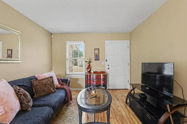 Photo 4 — 12216 SW 15th Terrace, Yukon, OK 73099