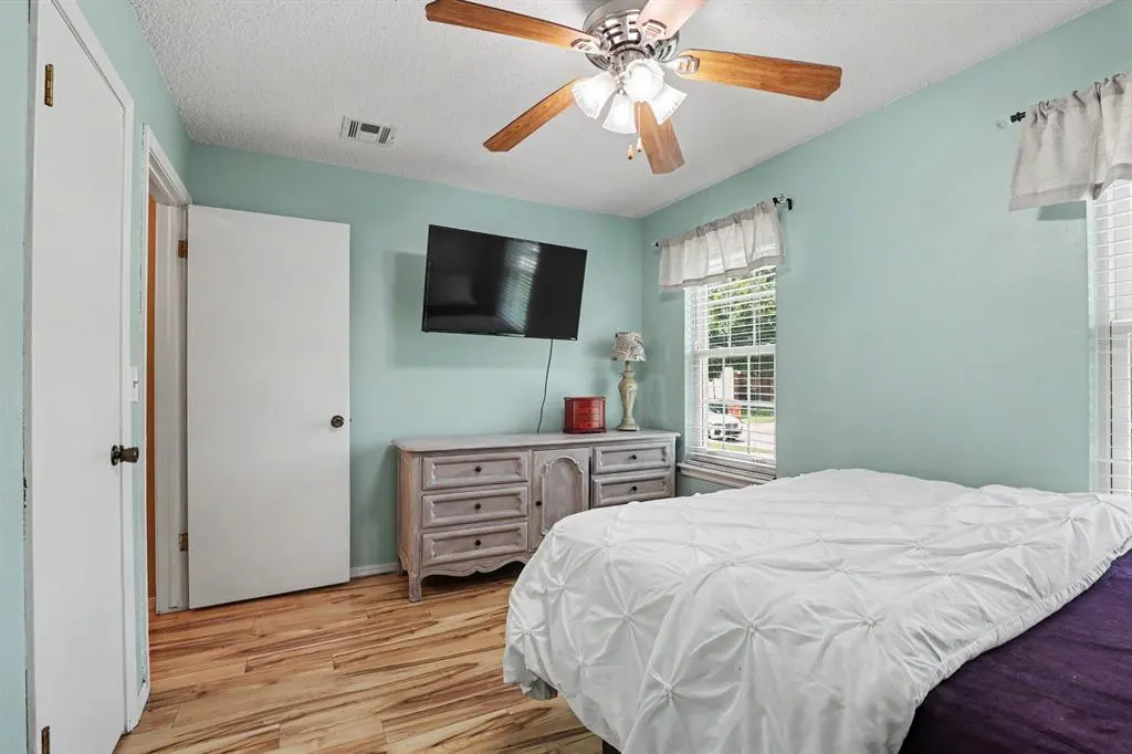 Photo 14 — 12216 SW 15th Terrace, Yukon, OK 73099