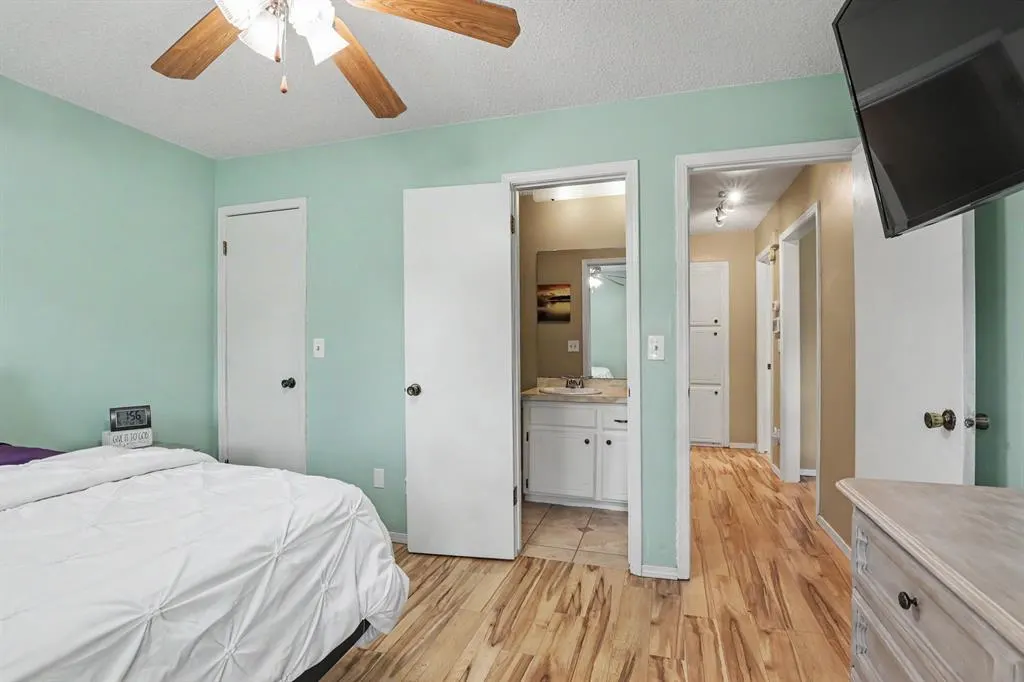 Photo 15 — 12216 SW 15th Terrace, Yukon, OK 73099