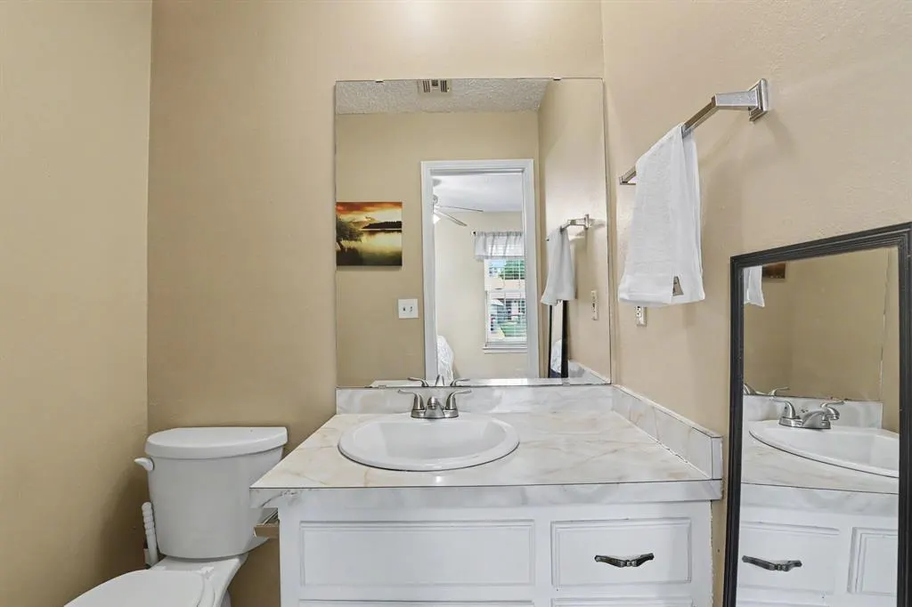 Photo 16 — 12216 SW 15th Terrace, Yukon, OK 73099