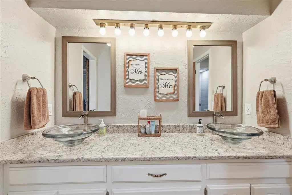 Photo 15 — 1202 W Fay Avenue, Kingfisher, OK 73750