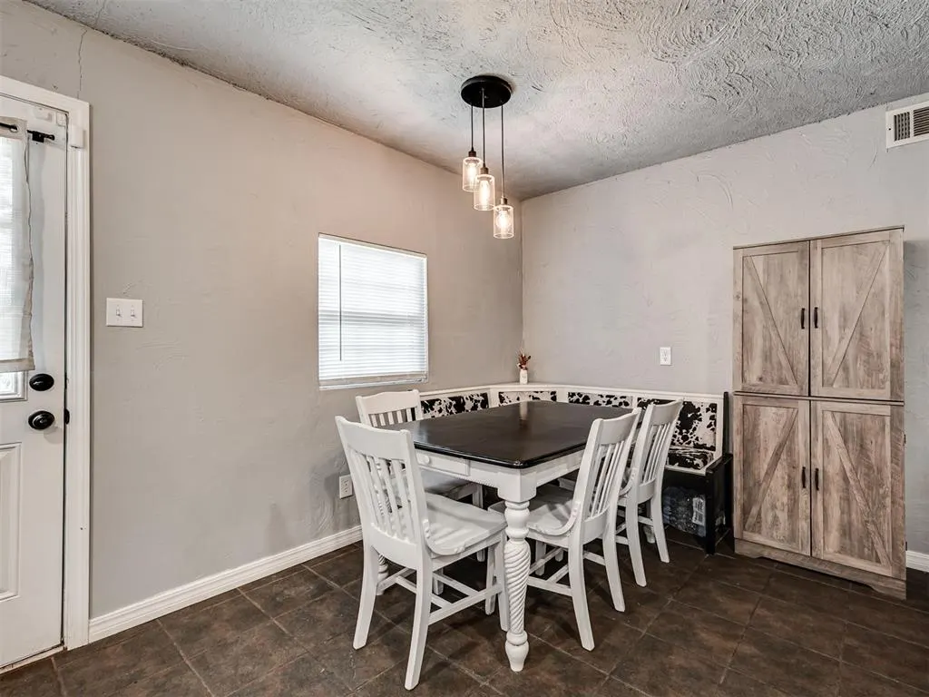Photo 12 — 2200 Maple Drive, Oklahoma City, OK 73110
