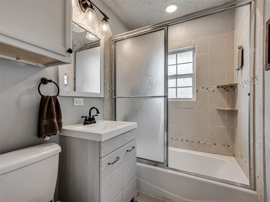 Photo 18 — 2200 Maple Drive, Oklahoma City, OK 73110