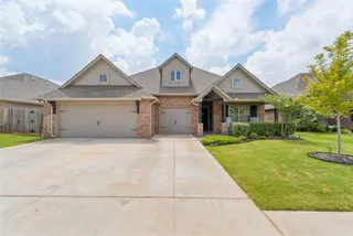 Sold home at 19012 Grove Parkway