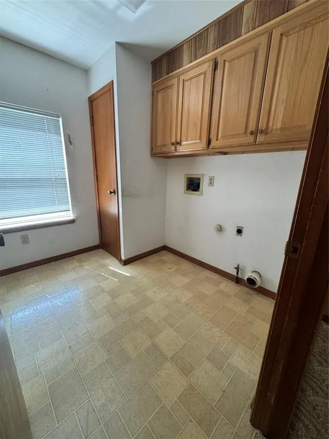 Photo 2 — 2616 N Norman Avenue, Oklahoma City, OK 73127