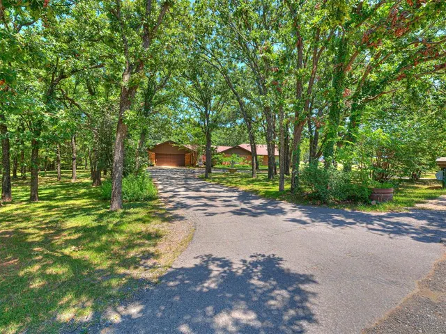 Photo 8 — 2705 Morning Glory Drive, Norman, OK 73026