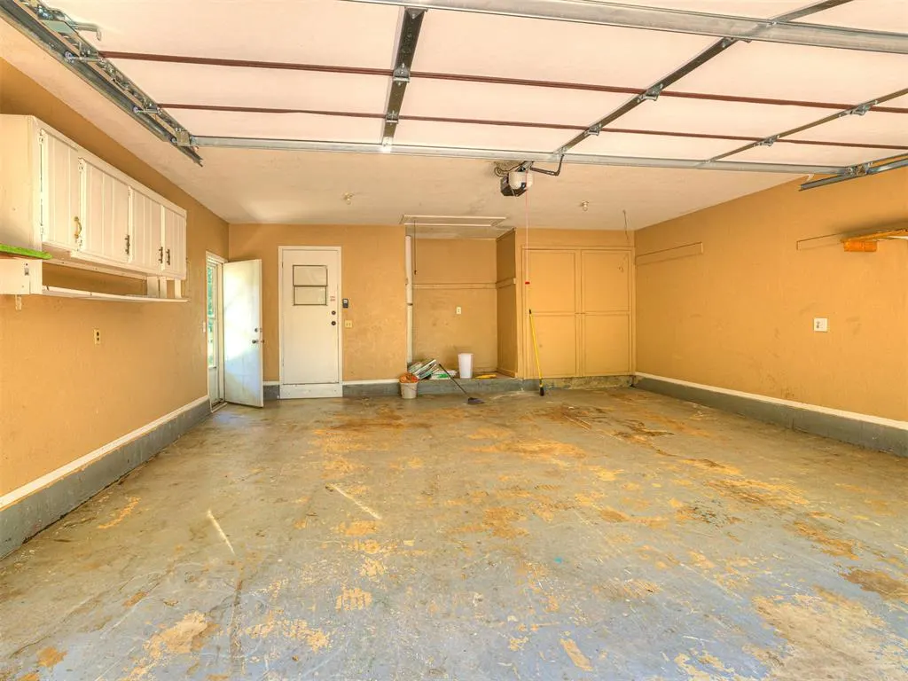 Photo 10 — 2705 Morning Glory Drive, Norman, OK 73026