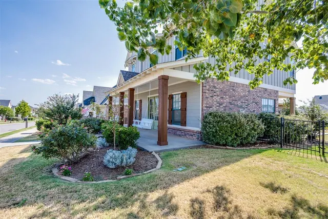Photo 2 — 1757 Boathouse Road, Edmond, OK 73034