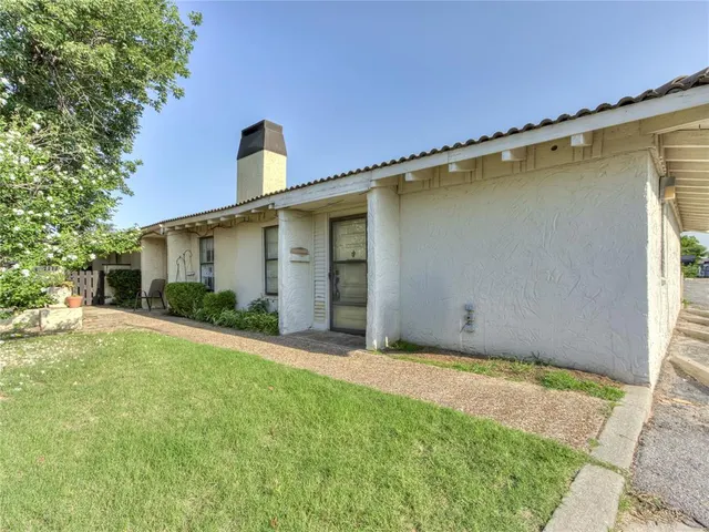 Photo 2 — 7107 NW 16th Street, Bethany, OK 73008