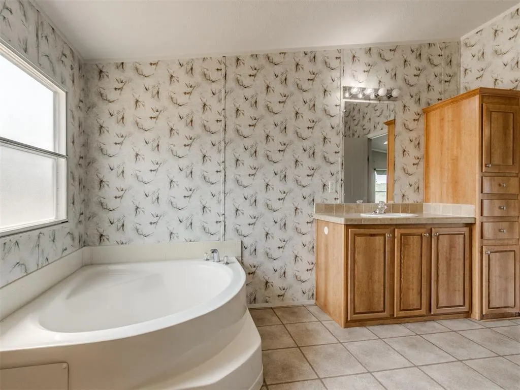 Photo 16 — 13174 S Coltrane Road, Edmond, OK 73034