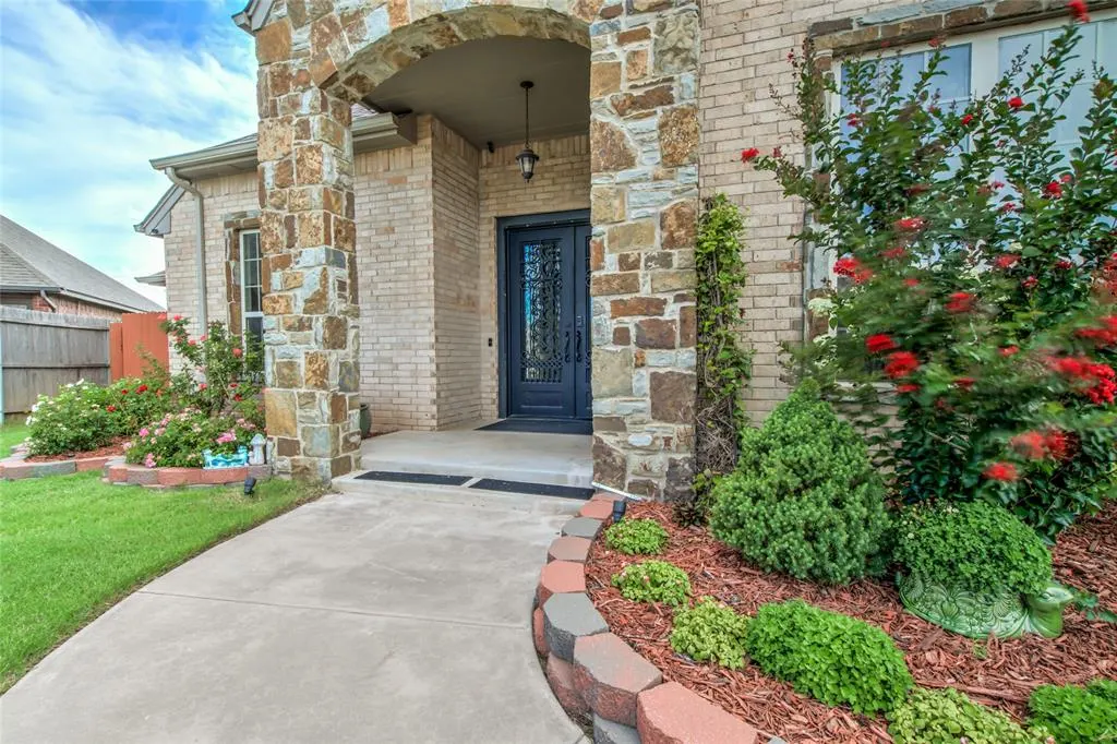 Photo 4 — 14409 Caledonia Way, Oklahoma City, OK 73142