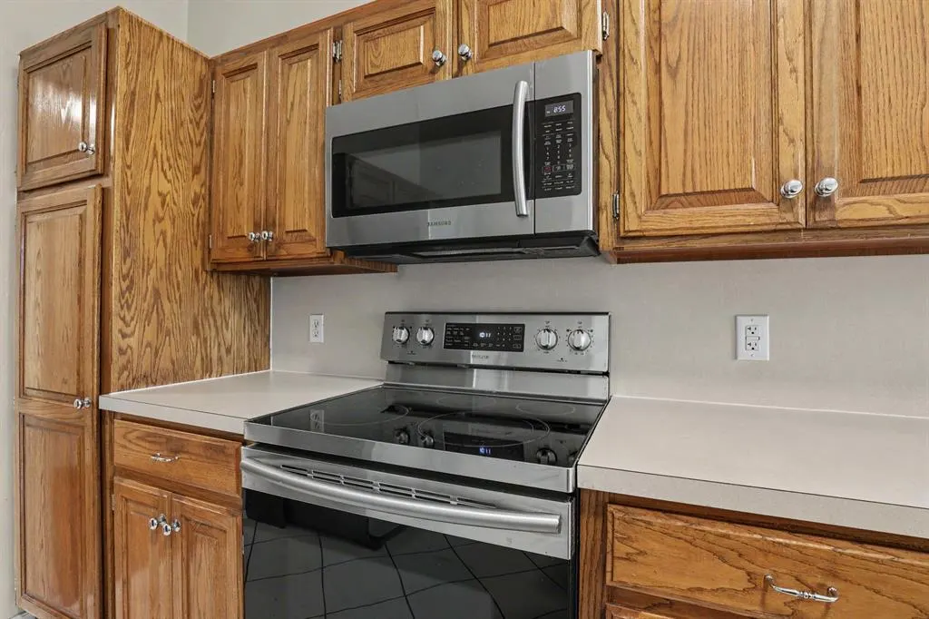 Photo 10 — 904 Pruett Drive, Edmond, OK 73003