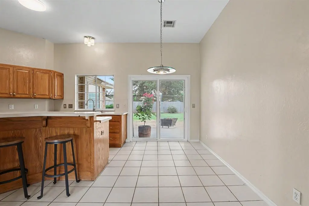Photo 12 — 904 Pruett Drive, Edmond, OK 73003