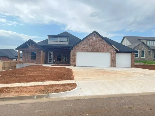 Front exterior — 11528 NW 103 Rd Street, Yukon, OK 73099