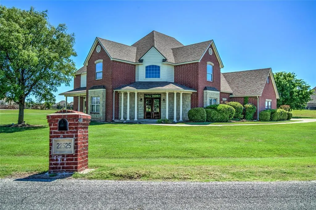 Front exterior — 22525 Lindy Terrace, Edmond, OK 73025