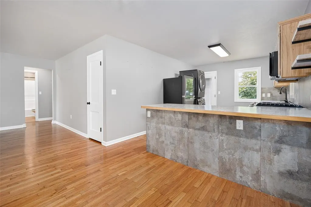 Photo 8 — 1623 W 9th Avenue, Stillwater, OK 74074