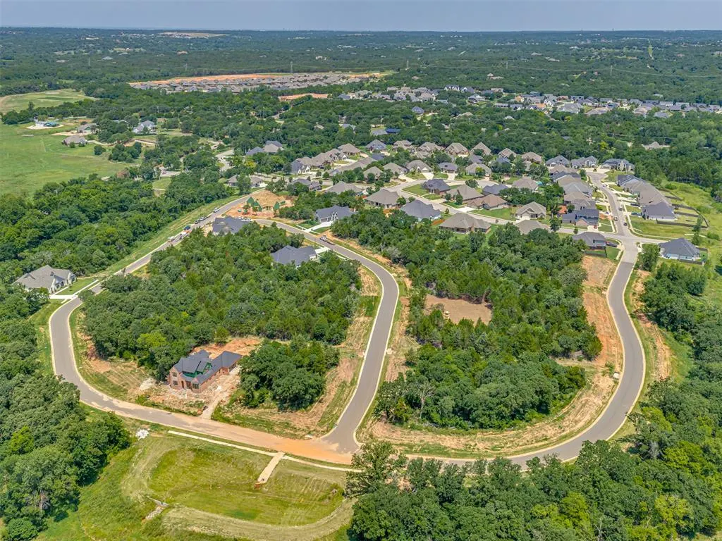 Photo 4 — 2203 Crossover Court, Edmond, OK 73034