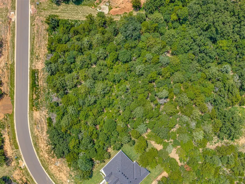 Photo 8 — 2203 Crossover Court, Edmond, OK 73034