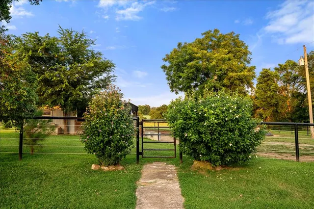 Photo 7 — 1274 W Walden Road, Broken Bow, OK 74728