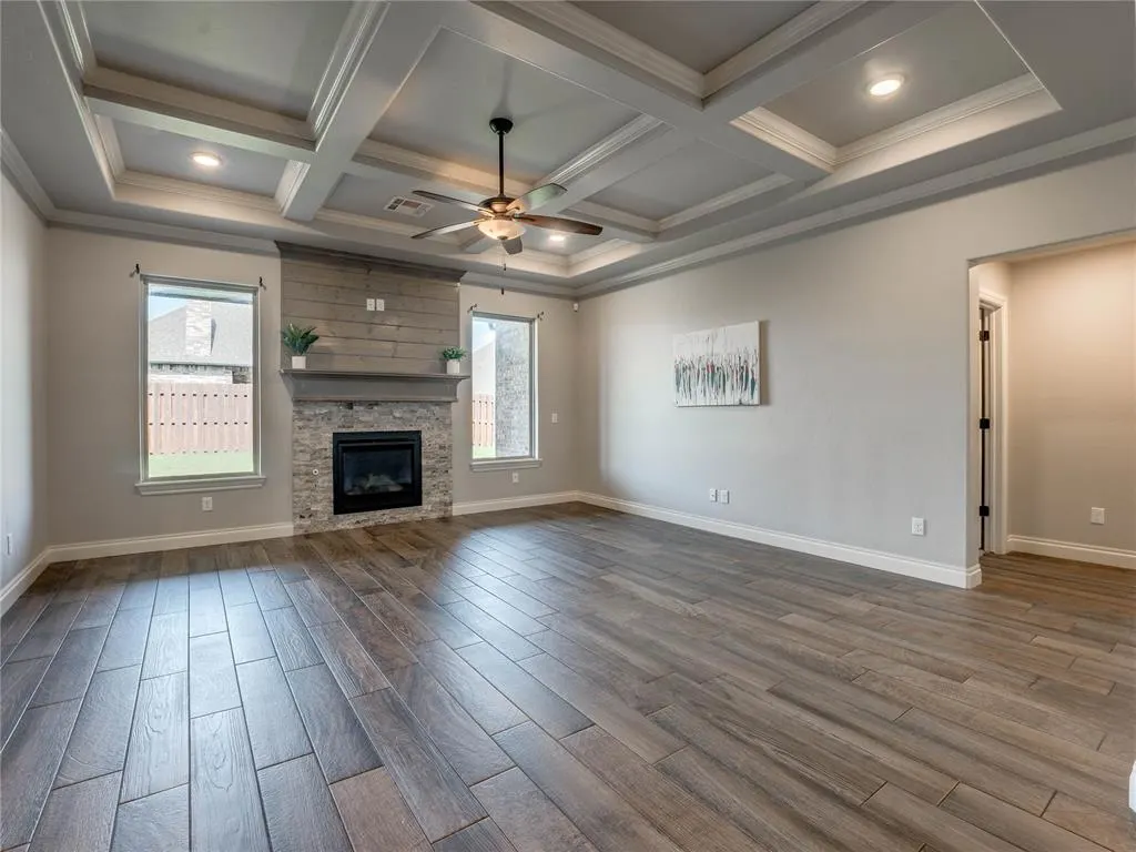 Photo 5 — 3301 Wakefield Road, Edmond, OK 73034