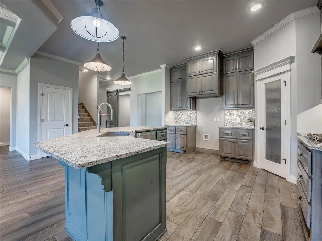 Photo 9 — 3301 Wakefield Road, Edmond, OK 73034