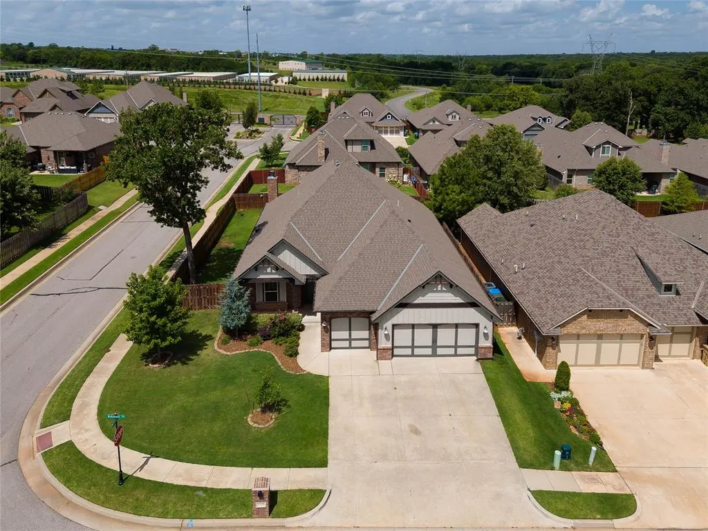 Photo 41 — 3301 Wakefield Road, Edmond, OK 73034