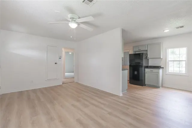 Photo 5 — 3405 S Woodward Avenue, Oklahoma City, OK 73119