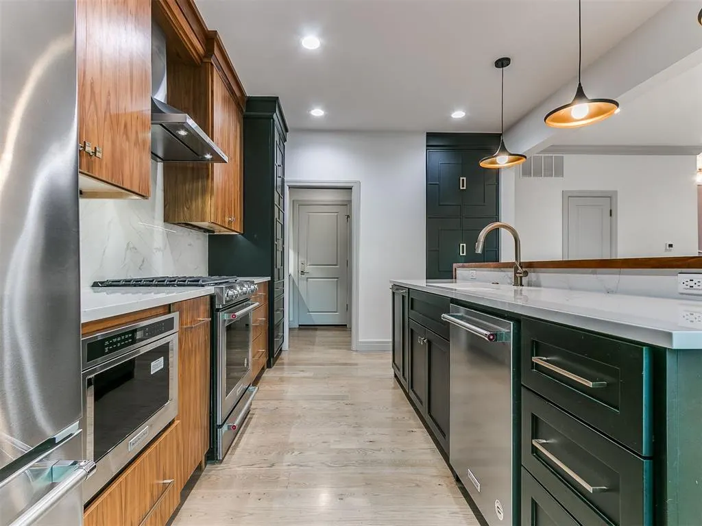 Photo 15 — 1201 Glenbrook Drive 5, Oklahoma City, OK 73118