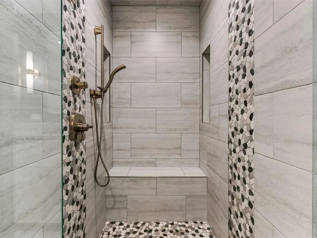 Photo 25 — 1201 Glenbrook Drive 5, Oklahoma City, OK 73118