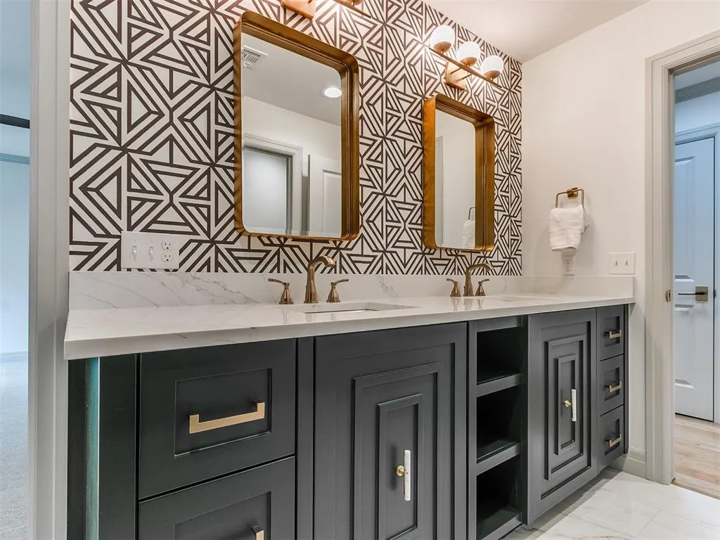Photo 28 — 1201 Glenbrook Drive 5, Oklahoma City, OK 73118