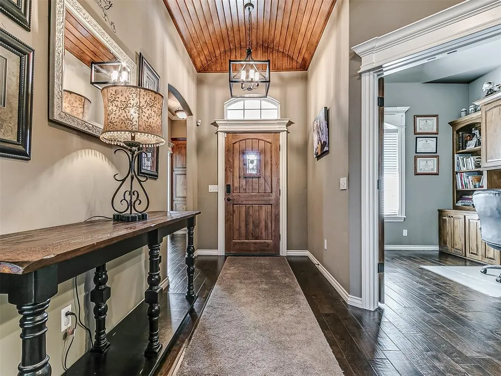 Photo 4 — 11705 Charleston Way, Yukon, OK 73099