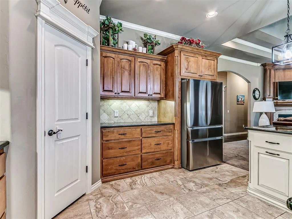 Photo 17 — 11705 Charleston Way, Yukon, OK 73099