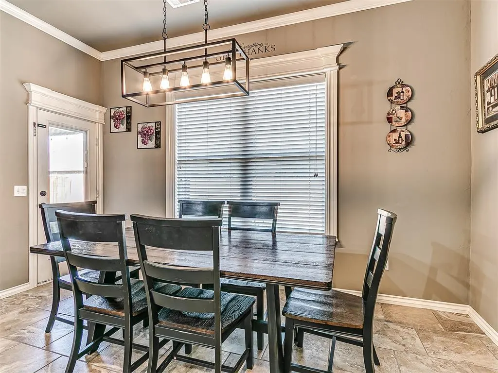 Photo 21 — 11705 Charleston Way, Yukon, OK 73099
