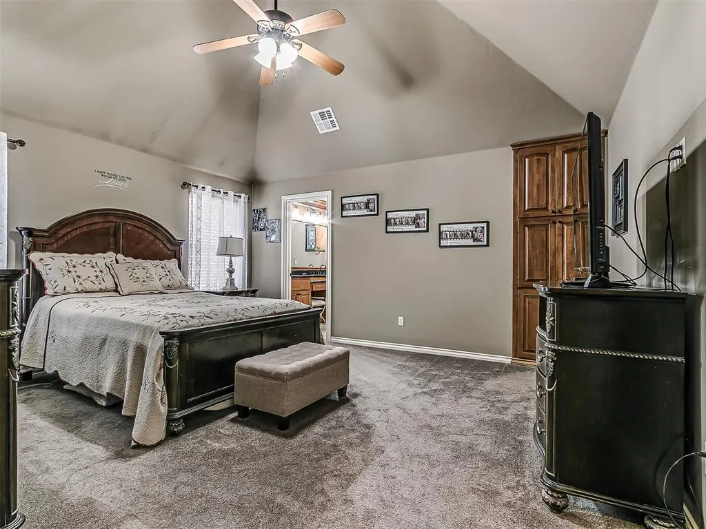 Photo 32 — 11705 Charleston Way, Yukon, OK 73099