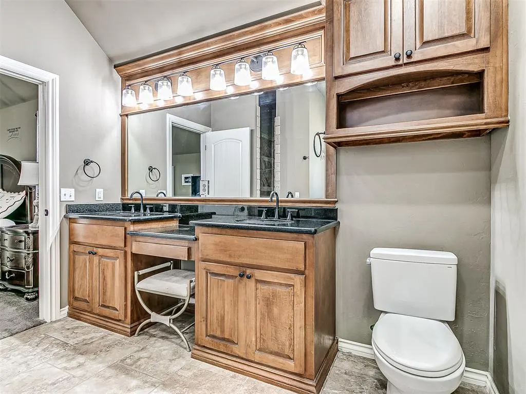 Photo 36 — 11705 Charleston Way, Yukon, OK 73099