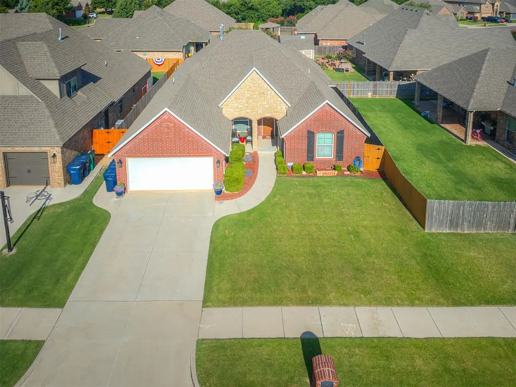 Photo 45 — 11705 Charleston Way, Yukon, OK 73099
