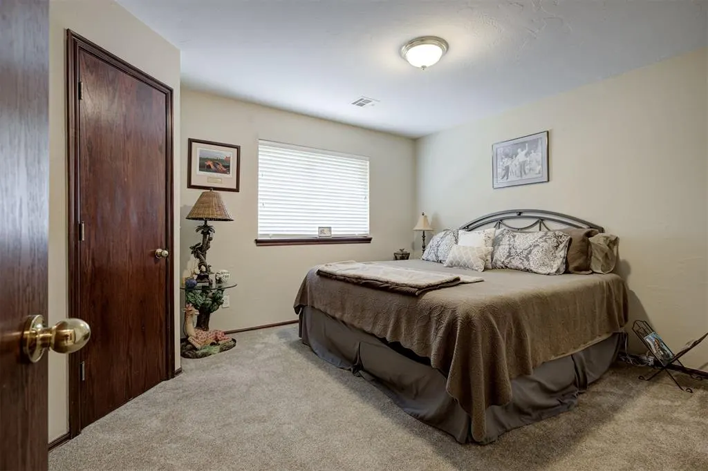 Photo 33 — 16708 Covington Manor, Edmond, OK 73012