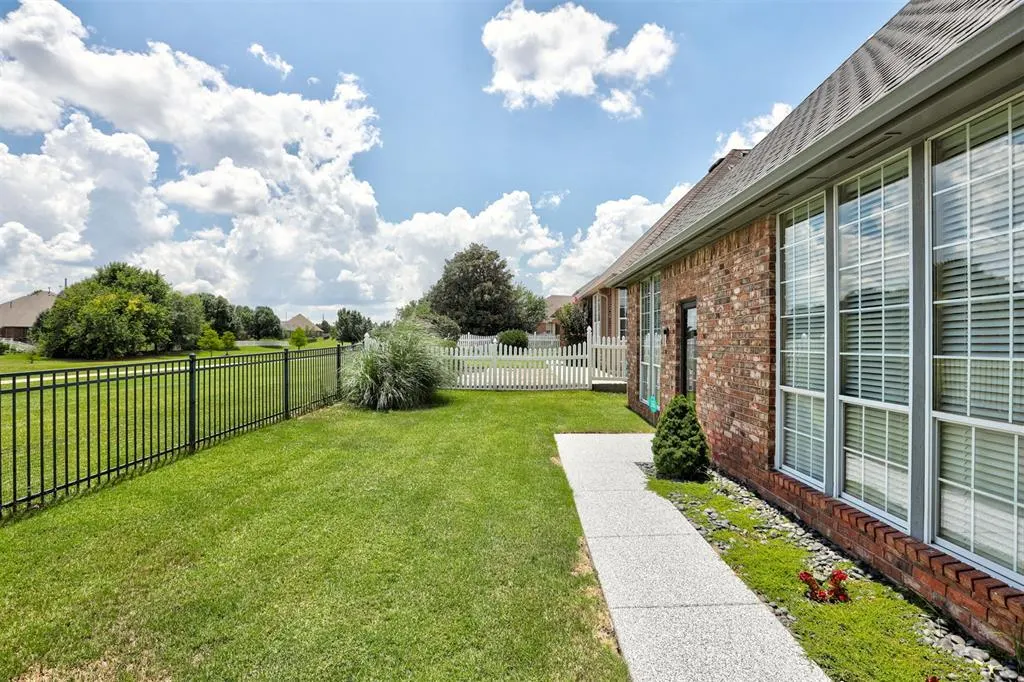 Photo 44 — 16708 Covington Manor, Edmond, OK 73012