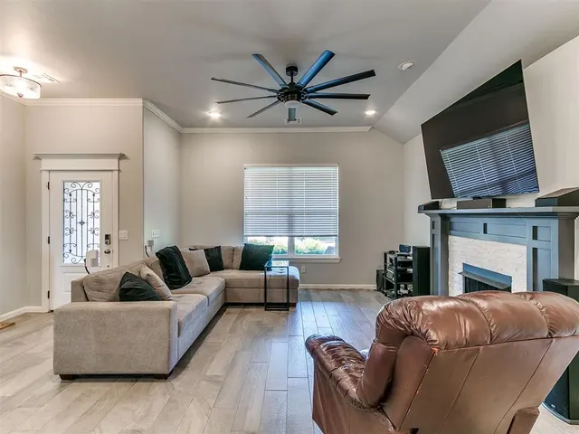 Photo 6 — 4400 Idylbreeze Drive, Oklahoma City, OK 73179