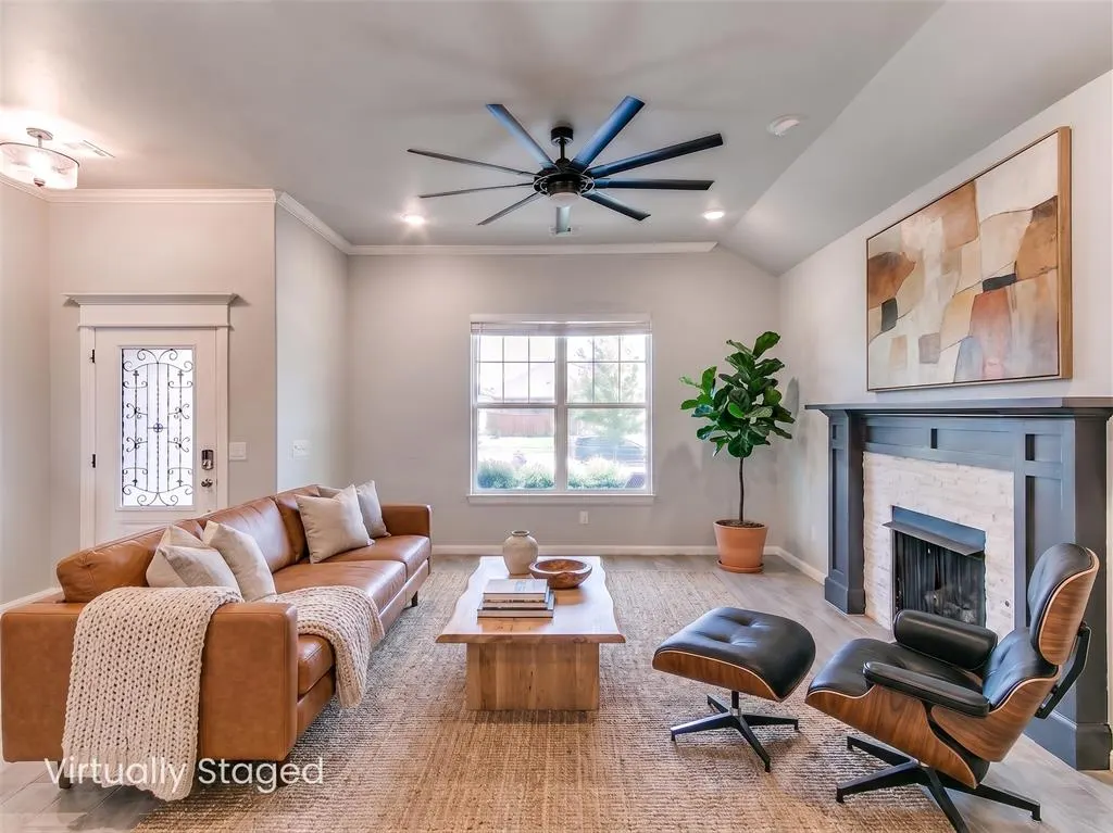 Photo 4 — 4400 Idylbreeze Drive, Oklahoma City, OK 73179