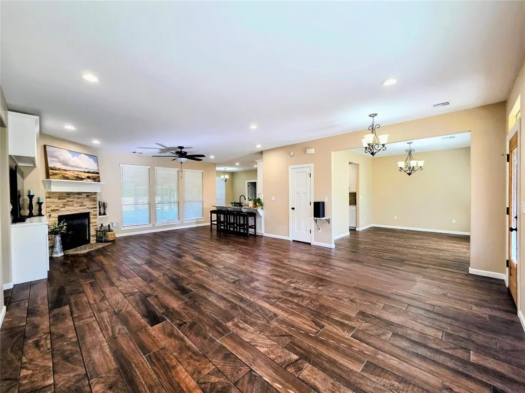 Photo 5 — 9565 N Bryan Road, Shawnee, OK 74855