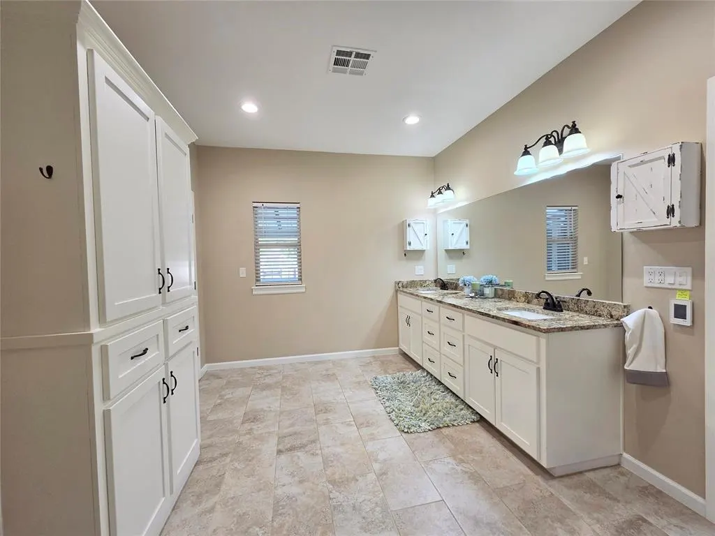 Photo 28 — 9565 N Bryan Road, Shawnee, OK 74855