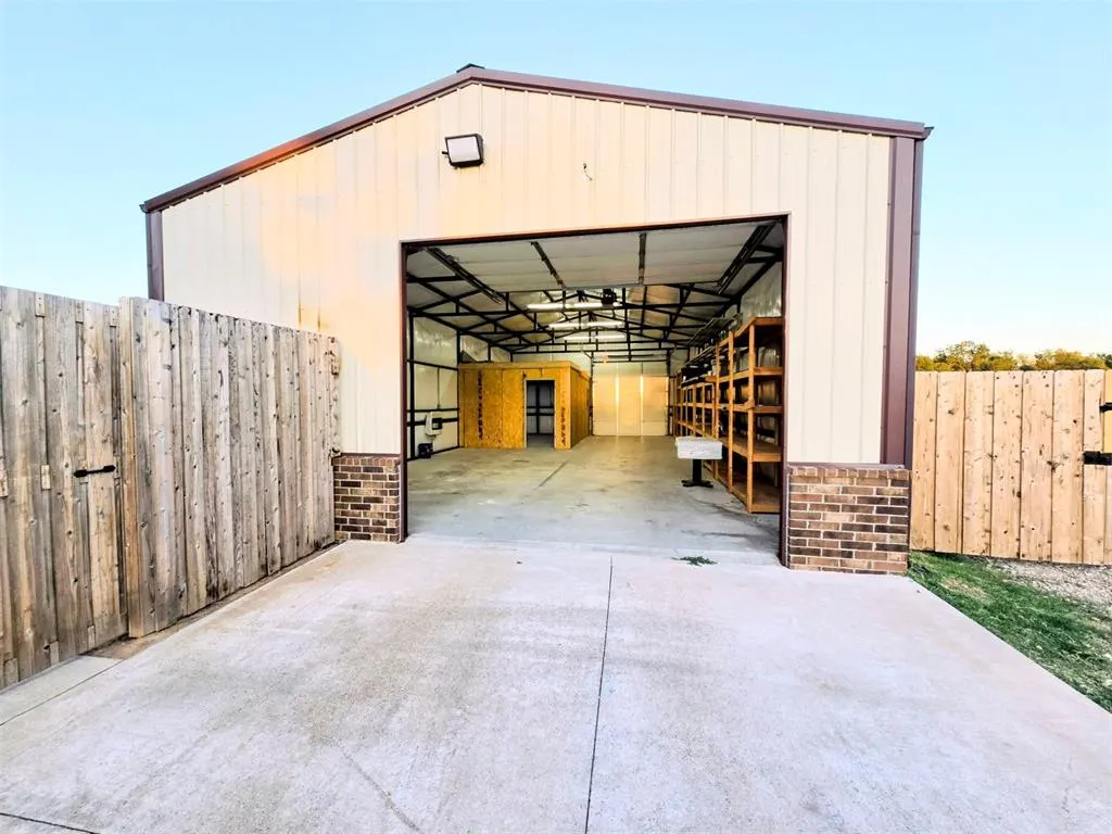 Photo 34 — 9565 N Bryan Road, Shawnee, OK 74855