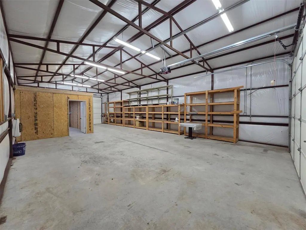 Photo 35 — 9565 N Bryan Road, Shawnee, OK 74855