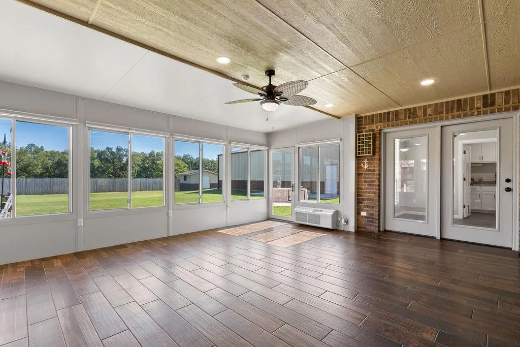 Photo 33 — 9565 N Bryan Road, Shawnee, OK 74855