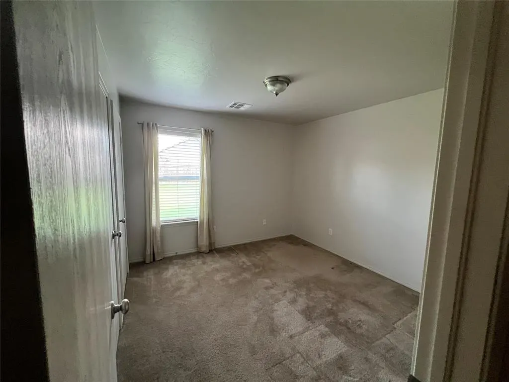Photo 19 — 2604 Four Oclock Drive, Oklahoma City, OK 73128